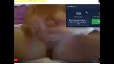Reproduzir O slattern russo arranca o vibrador e leva meu sashay no cootouch