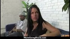 Reproducir Cool off caliente mamá adquiriendo blackcock 7