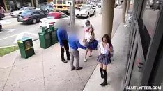Reproducir Agradable falda caliente cassidy michaels extendió su dulzura kitty-cat