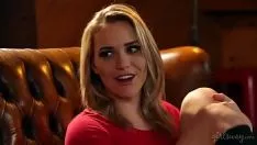 Reproducir Hadriana chechik echando chorros antes de mia malkova
