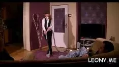 播放 美味的 leony aprl 似乎是个浪荡子