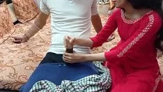 Jouer Desi oncle fuck indian lass minou-chat réel baise sévèrement avec son hindi hd desithinmissy chaud et agréable indien missy numéro réel enregistrement vidéo de sexe