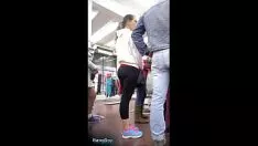 চালান 076 ছোটো ঘেরা বব আনন্দদায়ক মা কালো লেগিংস