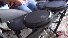 Jouer Pickjob en salopette plus tard confiture