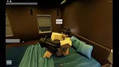 Play Roblox battering a precious skirt