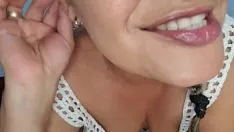 Reproduzir Enviei esta gravação de vídeo como presente de aniversário para evandro. se você ficou desconfiado e precisa de um, informe seu nome no 13 997734140