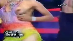 Riproduci Giovanna ch&aacute accent;vez hot digest