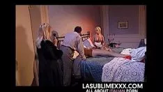 Reproduzir Tome: novepennyo sexy separado.1 / 2