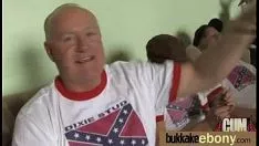 Afspelen Haar nummer 1 raciale zwerver aggroep 17