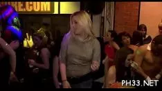 播放 Aggroupsex 序列