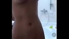 Reproduzir Casaco cam senhorita