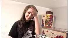 Abspielen Emo Missy Masturbatinkle-Tischspiele