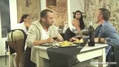 Reproducir triplican los españoles