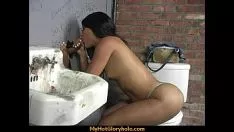 Riproduci Coppia sexy con la testa nello splendore della razza 2