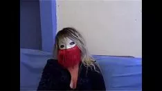 Abspielen Italienische verheiratete Frau unterzieht sich zwei Sashays in wiederholter Einsicht
