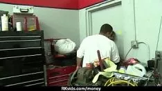 Odtwórz Formowanie porno nastolatki za pieniądze 2