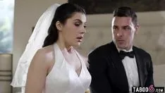 Reproduzir Noiva italiana valentina nappi plugada no dia do casamento