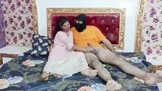 Reproducir Hermosa novia sexo romántico con su marido