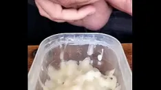 Riproduci Cumbull gokkun! raccogliere lo sperma. britney ingoia bevendo più di una dozzina di carichi di sperma