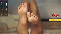 Oynat Tatlı hooly tavşan oyun ile yapay penis üzerinde ona oda için sağladım