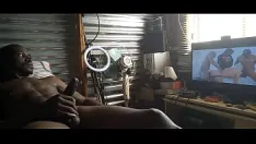 Putar Masturbasi sambil menonton film porno mama seksi putih dia telah disetubuhi oleh 3bbc