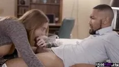 Afspelen Natasha mooi terug te nemen mick mods bonzen gumshoe!