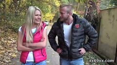تشغيل حلق العذراء الثلاثي: كس عن قرب بدس و devirginizing