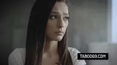 Riproduci Brunette teen slut jaye estati in intenso hardcore trio