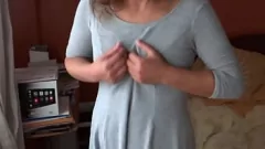 Abspielen Amateur Milf fasziniert von harten Schwänzen: hausgemachte Zusammenstellung von Ruck aus Sessions mit großer Tittenexposition