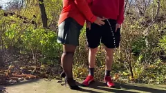 Redare BBW MILF Elena nu poate obține suficient de mult din Dick -ul ei vitreg în public