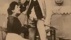Reproduzir A diversão com lanterna noturna submete 'os pecados de nossas avós' da minha vida enigmática, os guinchos sexy de um cavalheiro do lado vitoriano