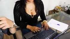 Afspelen Julia carioca, een gehoornde agent! wie sluit ondernemen, krijgt kitty-cat als waarde