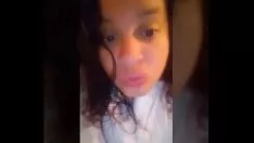 播放 热 latina 18 摘要